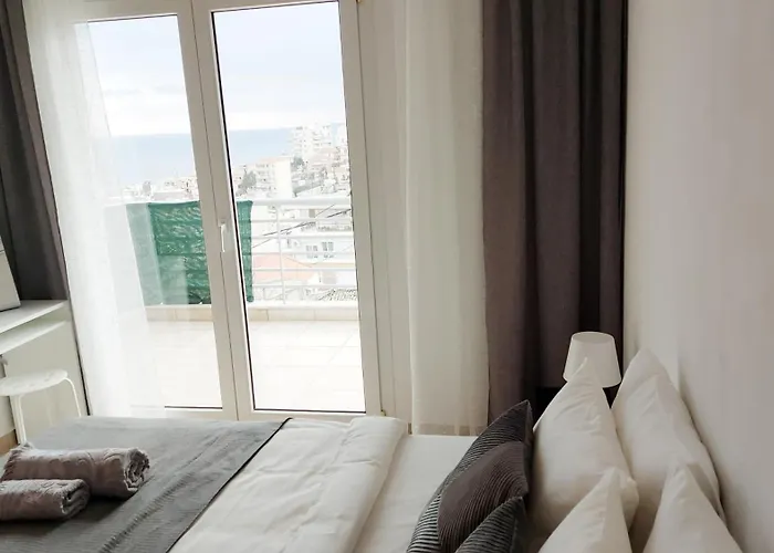 360 - Aussicht In * Kavala