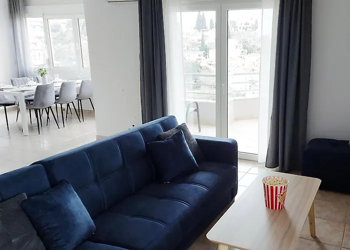 360 - Aussicht In Kavala